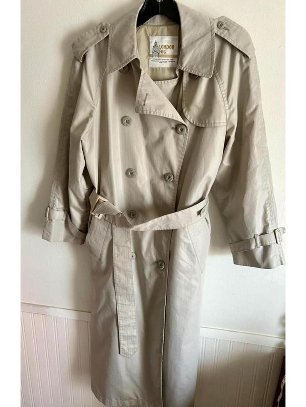 Vintage London Fog Trench Coat Beige Double Breasted Belted 10P